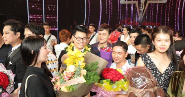 Tiến Sĩ Duy Cường đăng quang quán quân Thần Tượng Bolero mùa 3