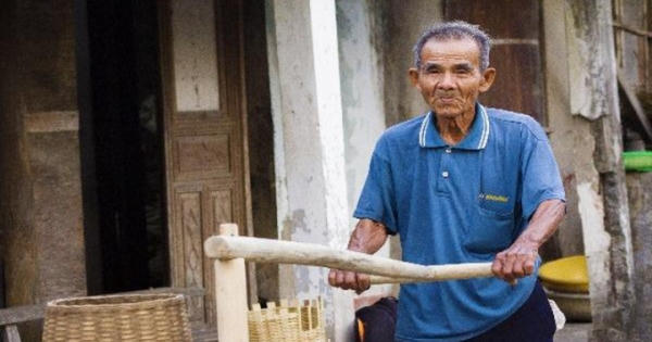 Lão nông “neo giữ” hồn quê