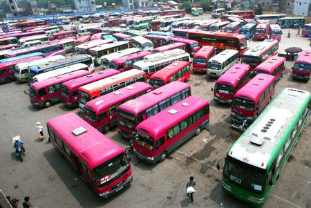 Quyết liệt trong việc hồi phù hiệu xe hết niên hạn