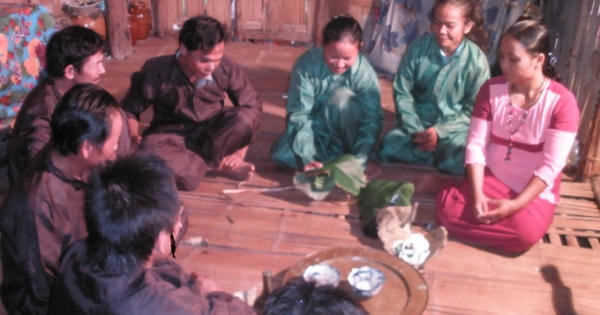 Khánh Hòa: Nhà Dài ngày càng xa lạ với người đồng bào Khánh Hòa: Nhà Dài ngày càng xa lạ với người đồng bào