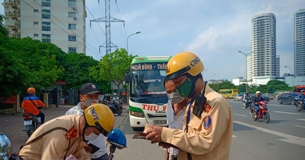Xử lý nghiêm xe chở quá số người, tăng giá vé trong dịp Tết