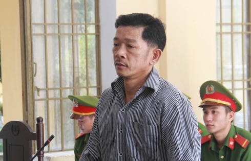 Đâm chết vợ trước ngày giỗ cha mẹ, chồng lĩnh án chung thân