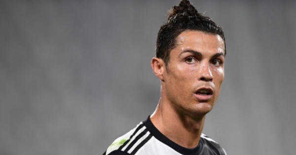 Ronaldo dương tính với Covid-19