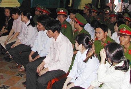 Ai chịu trách nhiệm về sai sót của BLHS 2015? Ai chịu trách nhiệm về sai sót của BLHS 2015?