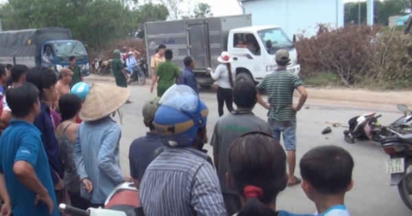 TP HCM: Va chạm với xe tải, 1 bảo vệ tử vong TP HCM: Va chạm với xe tải, 1 bảo vệ tử vong