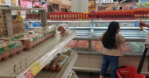 Lotte Mart bán nhiều thực phẩm hết hạn sử dụng