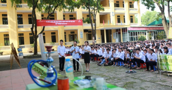 Từ vụ phát hiện 4 học sinh đang sử dụng ma túy và những con số “giật mình” về ma túy học đường Từ vụ phát hiện 4 học sinh đang sử dụng ma túy và những con số “giật mình” về ma túy học đường