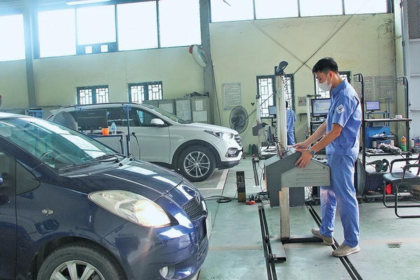 Khẩn trương khắc phục lỗi trong cấp giấy chứng nhận đăng kiểm điện tử