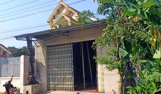 Giận chồng, vợ pha thuốc diệt cỏ vào sữa cho 2 con uống