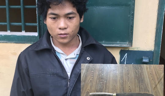 Quảng Bình: Trai làng chặn đường “xử” bạn bằng 1 nhát dao vào cổ Quảng Bình: Trai làng chặn đường “xử” bạn bằng 1 nhát dao vào cổ