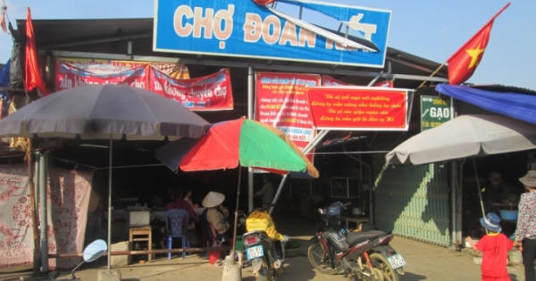 Lai Châu: Hơn 300 tiểu thương kêu cứu vì nguy cơ mất "miếng cơm"