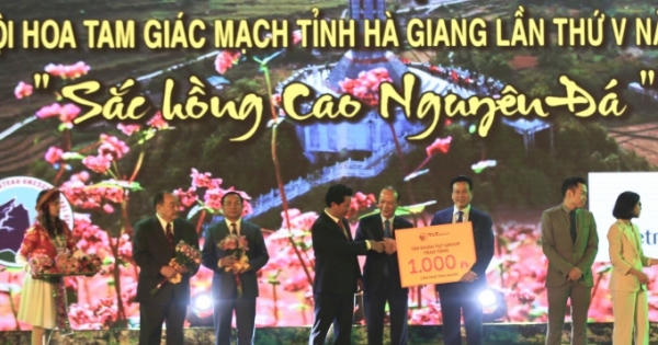 Tập đoàn T&T Group trao tặng tỉnh Hà Giang 1.000 căn nhà tình nghĩa Tập đoàn T&T Group trao tặng tỉnh Hà Giang 1.000 căn nhà tình nghĩa
