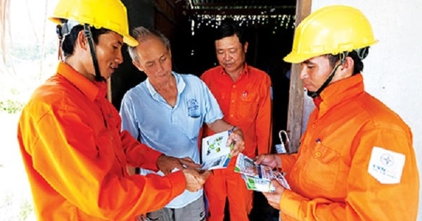 Tổng Cty Điện lực Hà Nội và các giải pháp nhằm cung ứng đủ điện cho khách hàng dịp hè 2016