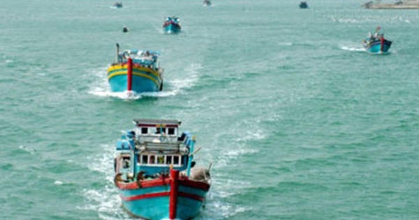 Phản đối lệnh cấm đánh bắt cá trên Biển Đông của Trung Quốc