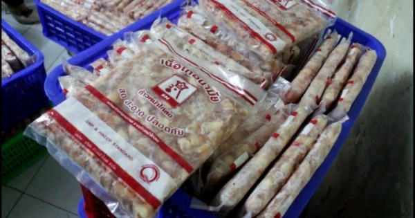 TP HCM: Phát hiện hơn nửa tấn thịt không rõ nguồn gốc TP HCM: Phát hiện hơn nửa tấn thịt không rõ nguồn gốc