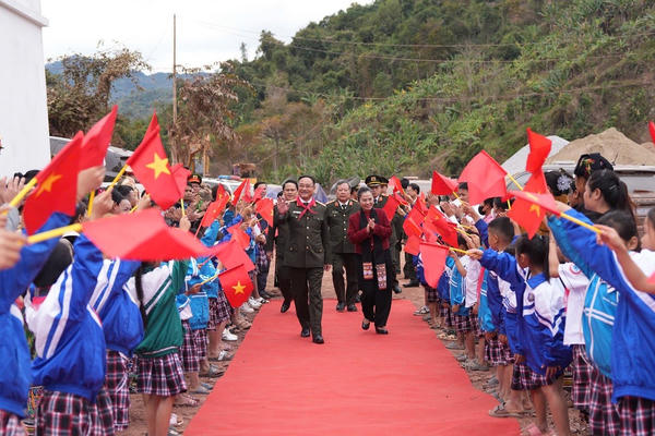 Khánh thành Trường Phổ thông dân tộc bán trú tiểu học Mỹ Lý 2, tỉnh Nghệ An