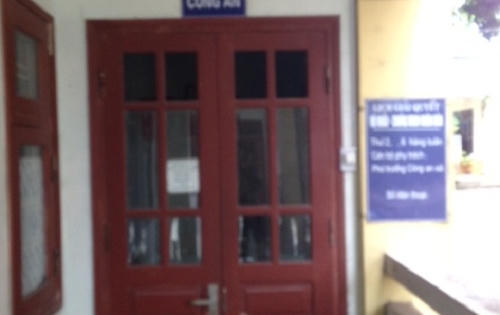 Trưởng Công an xã bị tố dâm ô bé gái tại phòng làm việc?