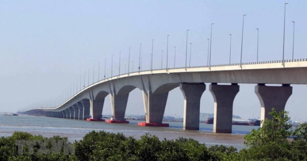 Cận cảnh cầu vượt biển dài nhất Việt Nam tại Hải Phòng