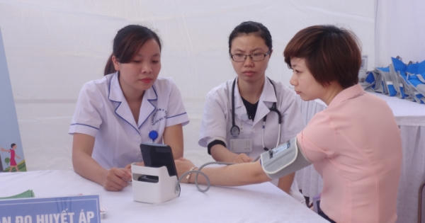 Ngày tăng huyết áp thế giới 17/5: Cứ năm người thì có một người bị tăng huyết áp