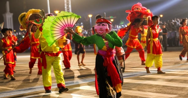 Toàn cảnh Lễ hội dân gian đường phố Việt Trì năm 2016