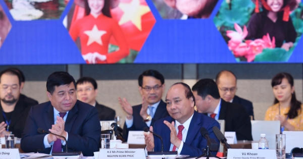 Thủ tướng Nguyễn Xuân Phúc dự Diễn đàn Cải cách và Phát triển Việt Nam Thủ tướng Nguyễn Xuân Phúc dự Diễn đàn Cải cách và Phát triển Việt Nam