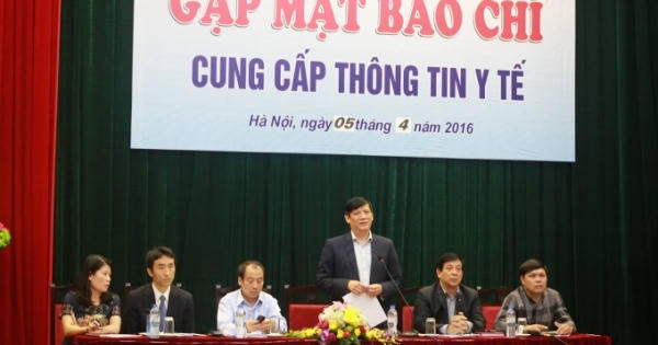 Phụ nữ mang thai nhiễm virus Zika con sinh ra có bị bệnh đầu nhỏ?