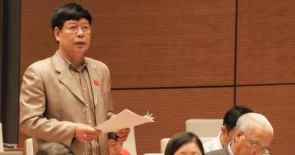 Chất vấn Chủ tịch nước, Thủ tướng về số lượng cấp tướng tăng vọt