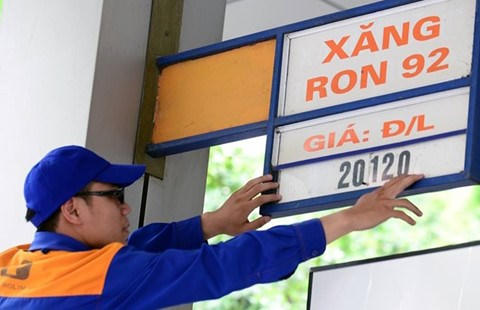 Dừng bán xăng RON 92 từ 15/12 Dừng bán xăng RON 92 từ 15/12