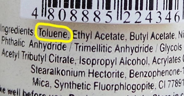 Ẩn họa khôn lường từ những bộ móng đẹp