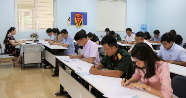 Hơn 1.000 thí sinh dự thi sau đại học vào ĐHQGHN