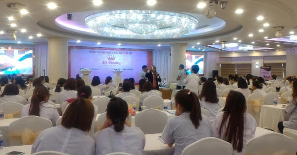 Công ty Thương Mại FSC “ngang nhiên” tổ chức chương trình đào tạo “chui” Công ty Thương Mại FSC “ngang nhiên” tổ chức chương trình đào tạo “chui”