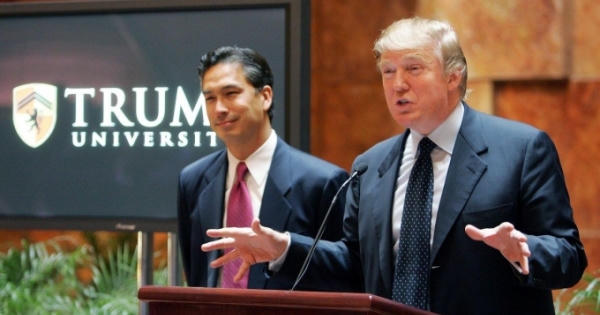 Trump sắp ra tòa vì scandal lớp học bất động sản “vô dụng”