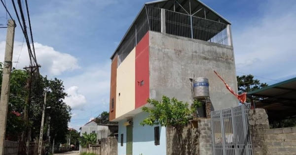 Chủ tịch Hà Nội yêu cầu làm rõ vụ bé trai 20 tháng tuổi tử vong sau khi ăn cháo