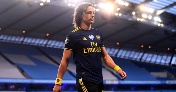 Man City 3-0 Arsenal: David Luiz trở thành tội đồ
