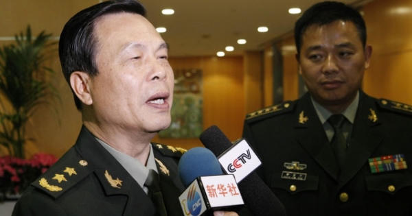 Tướng Trung Quốc bị giáng 8 cấp vì có con rể ngoại quốc