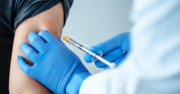 Một nữ sinh lớp 12 tử vong sau 7 ngày tiêm vaccine ngừa COVID-19