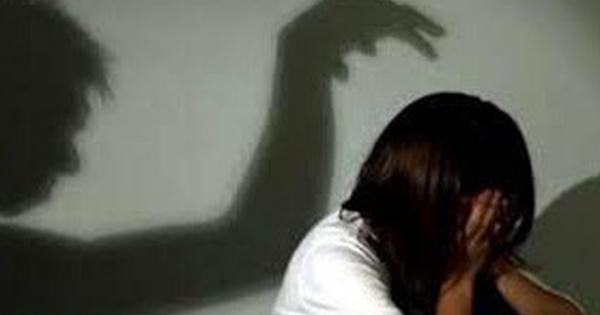 Đắk Lắk: Lợi dụng người lớn vắng nhà, hiếp dâm bé gái nhiều lần