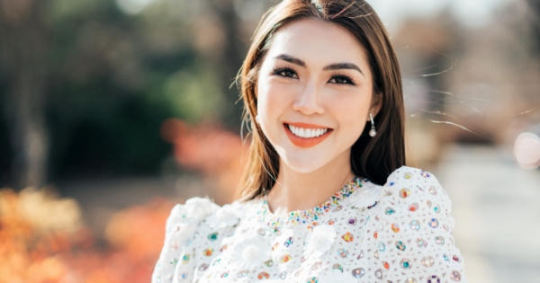 "Đụng hàng" áo dài Công Trí với Hồ Ngọc Hà, Tường Linh khoe vẻ đẹp dịu dàng giữa trời đông Hàn Quốc