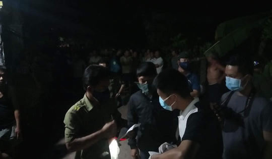 Nghi án giết người rồi bỏ vào bồn nhựa, đổ bê tông lên trên