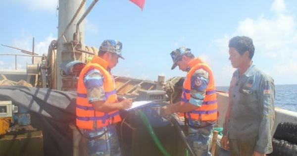 Truy quét nạn buôn lậu xăng dầu dịp cuối năm