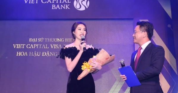 Viet Capital Bank ra mắt thẻ tín dụng 3.0 đầu tiên tại Việt Nam Viet Capital Bank ra mắt thẻ tín dụng 3.0 đầu tiên tại Việt Nam