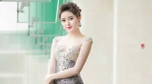 Không cần bàn cãi, Huyền My là Á hậu có gu thời trang ổn định nhất