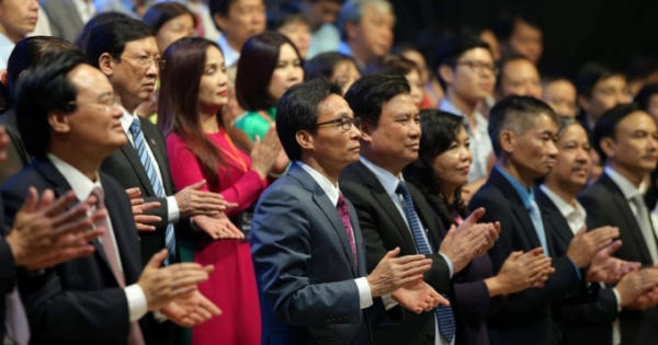 Xúc động chương trình 'Thay lời tri ân'