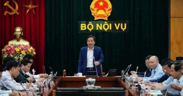 Nhiều trí thức trẻ tình nguyện chưa được tuyển dụng