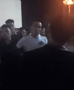 [Clip]: Ca sĩ Du Thiên bị đánh hội đồng vì nghi đạo nhạc