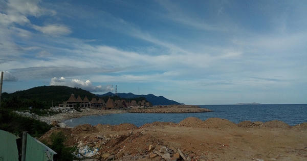 Nhiều dự án đổ đất xuống biển, lấn vịnh Nha Trang