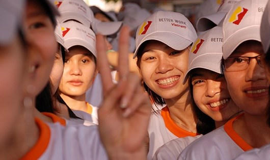 Tháo 'chốt' cho phụ nữ