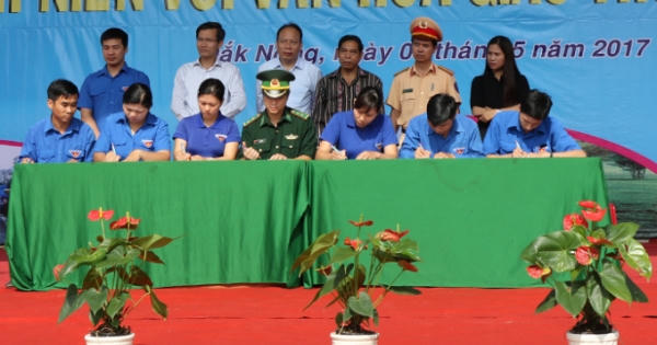 Đăk Nông tổ chức Ngày hội “Thanh niên với văn hóa giao thông” năm 2017 Đăk Nông tổ chức Ngày hội “Thanh niên với văn hóa giao thông” năm 2017