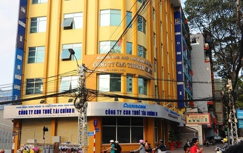 TGĐ “thổi” giá thiết bị từ 100 triệu lên 130 tỉ để chia chác