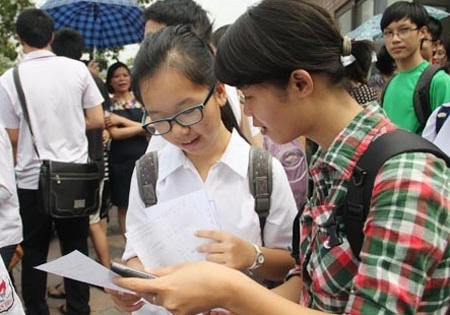 Hà Nội: 40 trong số 106 trường hạ điểm chuẩn vào lớp 10 Hà Nội: 40 trong số 106 trường hạ điểm chuẩn vào lớp 10